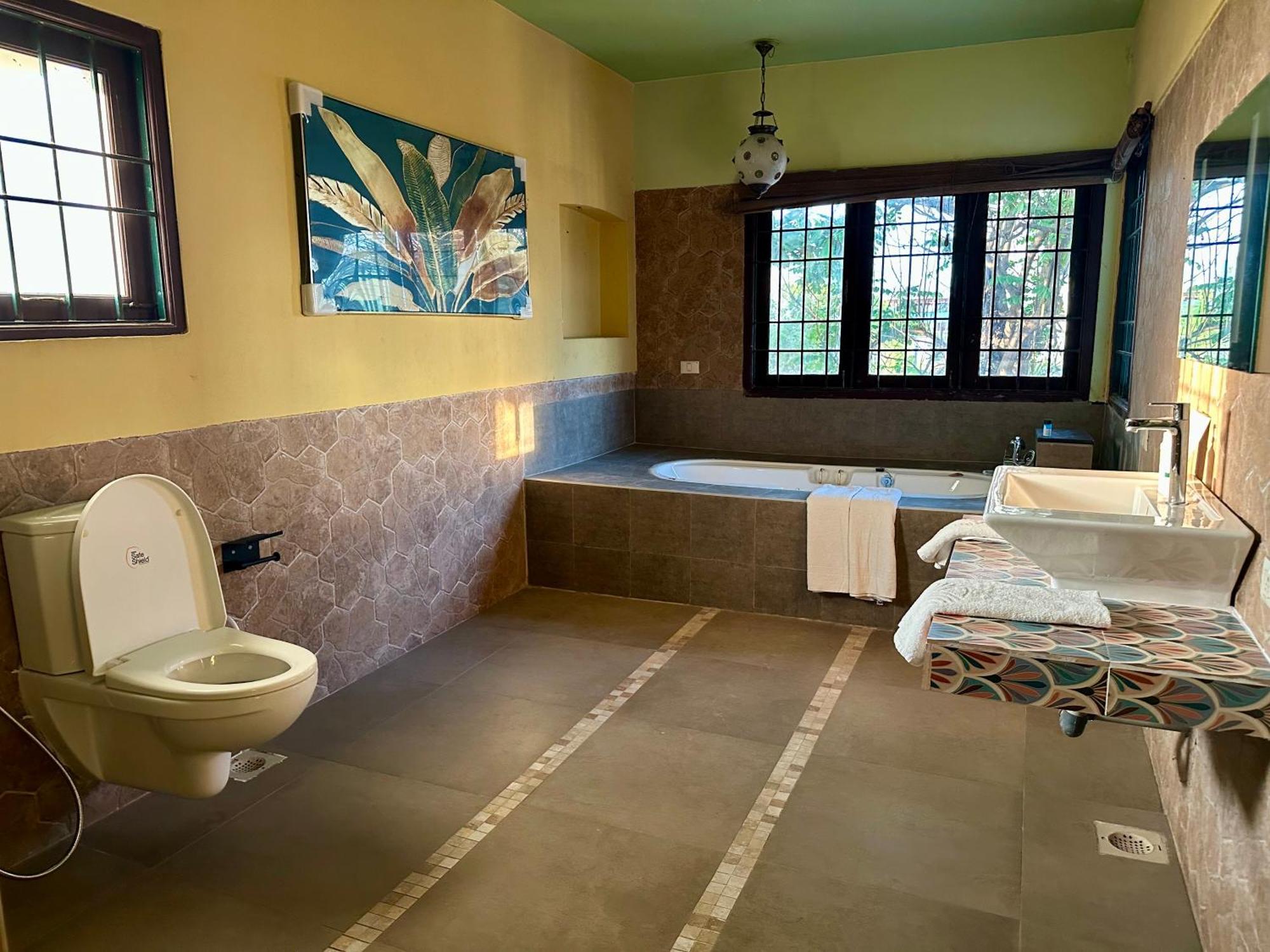 Costa Verde Luxury Seafront Villa Chennai Exterior photo